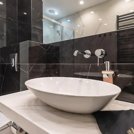 Rent Like - Maritime Ii Apartment *